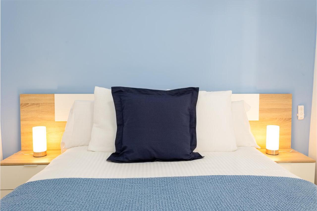Holidays2Malaga Capuchinos French Balconies, Private Parking, Wifi & Air Con Exteriör bild